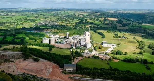 Arup to lead UK's Peak Cluster decarbonisation project