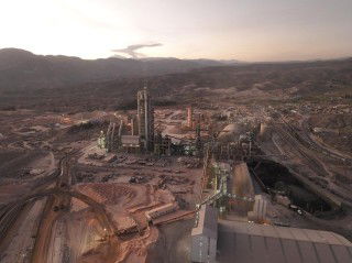 Bolivia’s cement market contracts 8% in January 2026