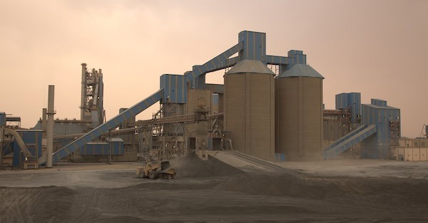Qassim Cement secures SAR400m SIDF financing