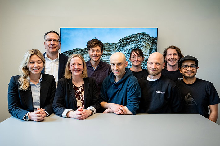 ABB and Alcemy partnership to tackle cement emissions through AI
