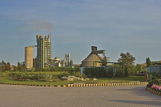 DG Khan Cement Co projects 5–7% annual growth for FY25-26