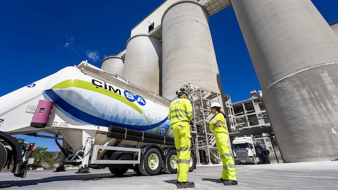 Execution over ambition: decarbonisation as daily practice