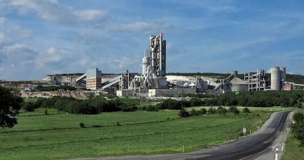 TITAN Group to acquire Traçim Cement in Istanbul market