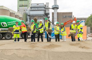 Cement industry emerging as vital source for food-grade CO2