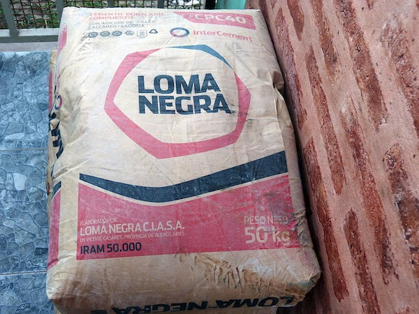 Loma Negra cement volumes slip 1.4% in 2Q26