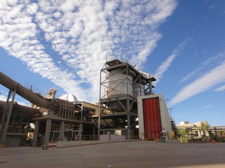 Molins posts resilient 2025 growth and advances transformative Secil acquisition