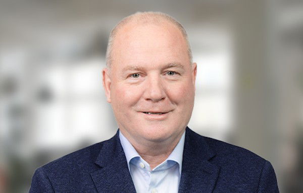 CRH reports higher 3Q revenues and earnings