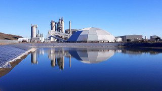 New tariffs on Canadian cement threaten cross-border building supply chains