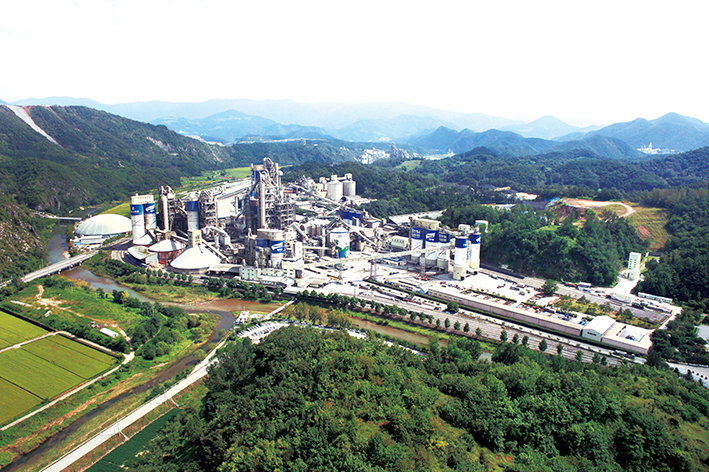 Gangwon province partners with cement sector to boost workplace safety
