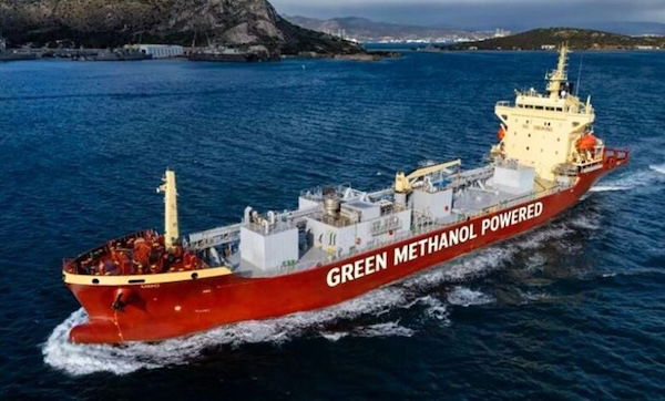 Heidelberg Materials to deploy methanol-powered cement carrier